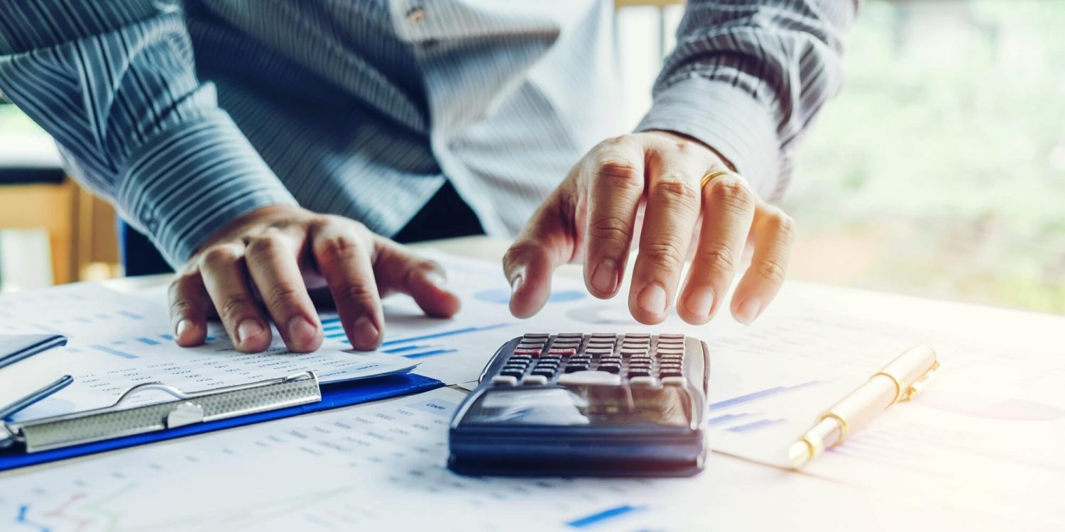 Financial-planning-816860846-LIVE-CROP-e1572871502772 (1).jpg